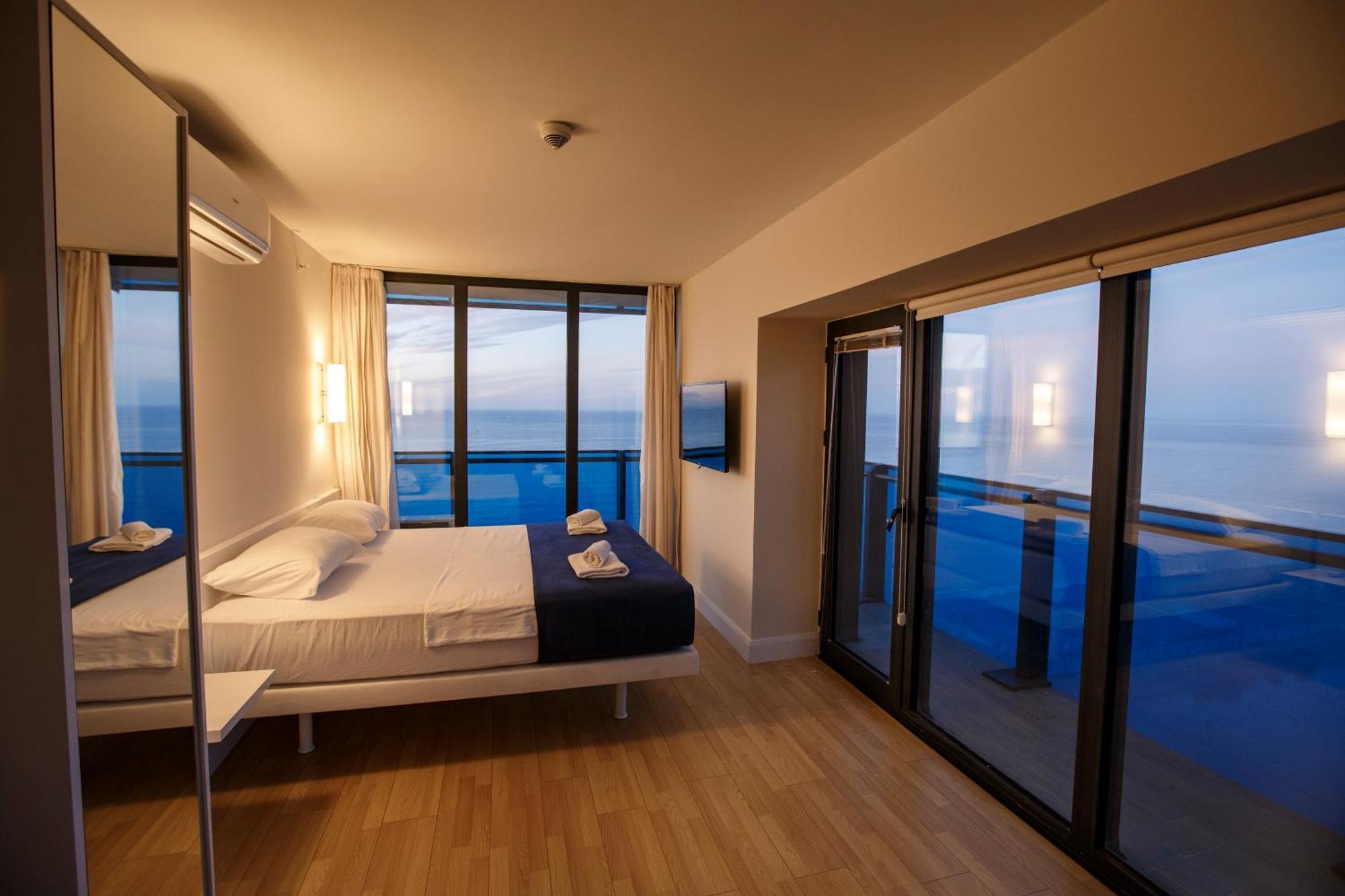 Panorama Batumi Beach Resort Екстериор снимка